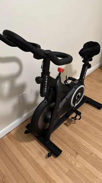 Echelon Smart Fitness Bike in Bergen County, NJ