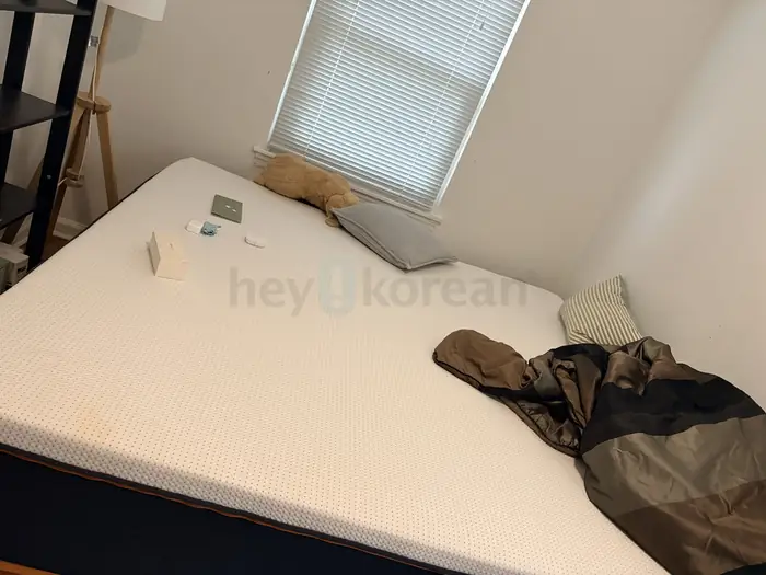 킹사이즈 침대 in Queens, NY