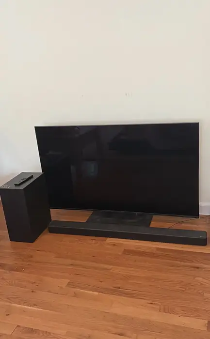 55 inch TV & sound bar in Bergen County, NJ