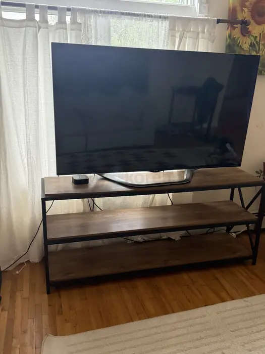 Tv , 스탠드, 침대, 소파 ,테이블 in Bergen County, NJ