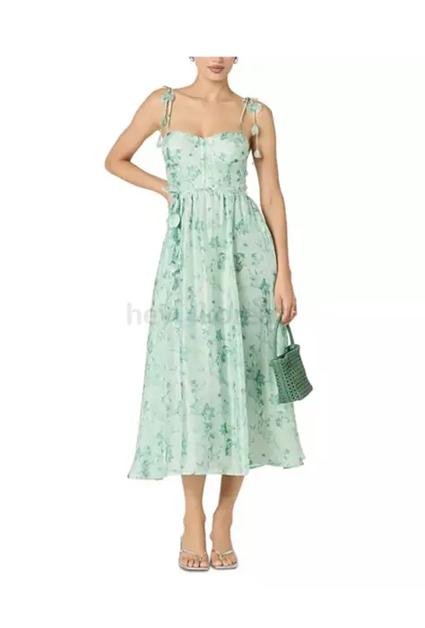 Astr Floral 3D Midi Dress XS 스몰가능 $189