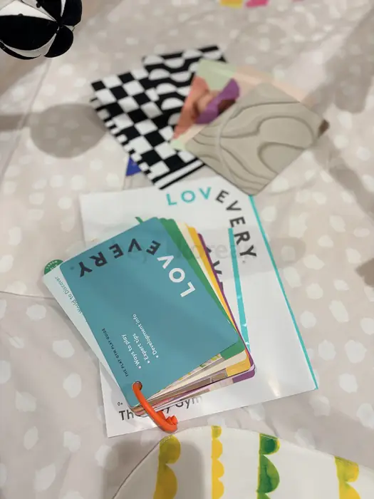 Loevery the play gym with sensory strand