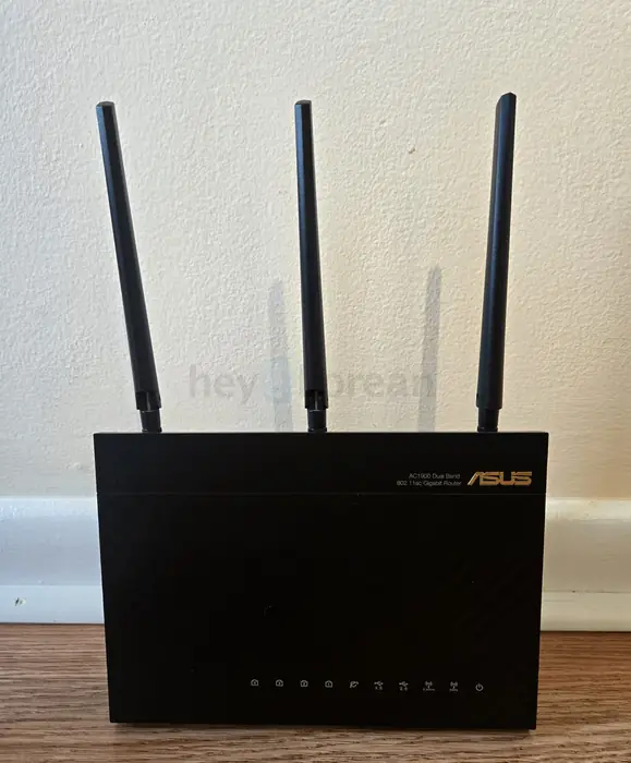 ASUS AC1900 Wireless Dual Band (5GHz + 2.4GHz) Gigabit Wi-Fi Router