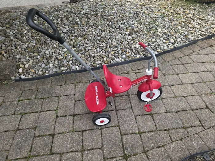 [판매] 육아 효자템! 라디오 플라이어(Radio Flyer) 푸시 트라이크 🚲❤️