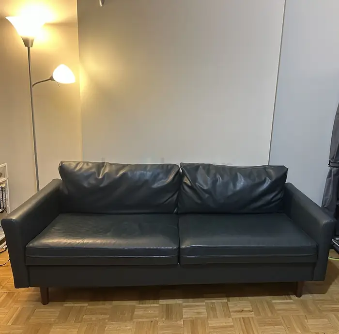 무빙세일 (Sofa, 메트리스&프레임, tv 스탠드, 커피테이블, Dresser, 계단) - 아스토리아 in Queens, NY