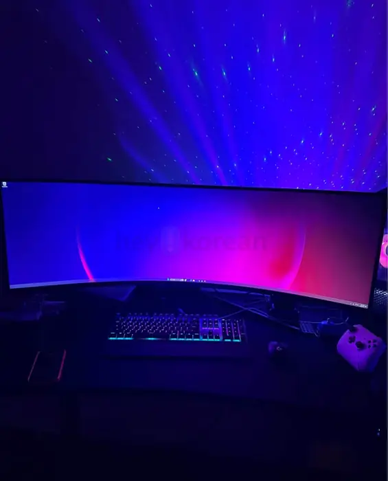 Samsung Odyssey Neo G9 Mini-LED 240Hz Gaming Monitor