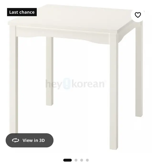 하얀색 심플한 테이블