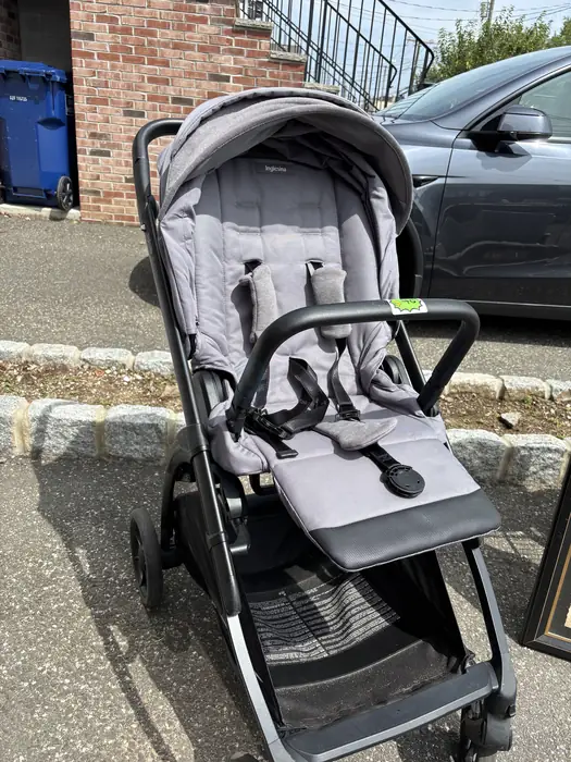 잉글레시나 일렉타 절충형 유모차 in Bergen County, NJ