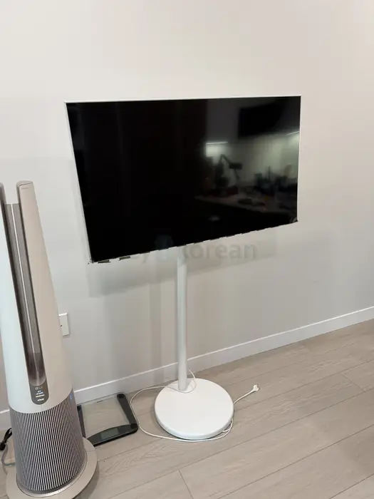 삼탠바이미 이동식 Monitor 스탠드 화이트 판매합니다. in Bergen County, NJ
