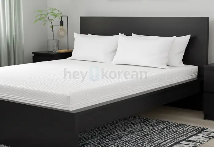 Queen mattress like new 매트리스 퀸 사이즈 in Bergen County, NJ