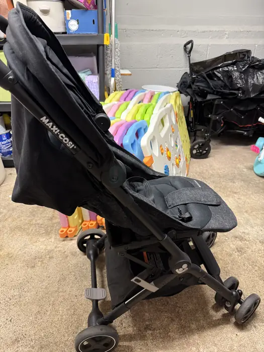 Maxi-Cosi Mara XT Ultra Compact Stroller in Bergen County, NJ