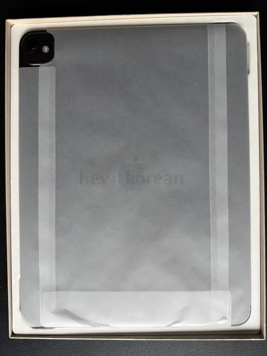 미사용 iPad Pro 13” M5 512GB Cellular 아이패드 in Manhattan, NY