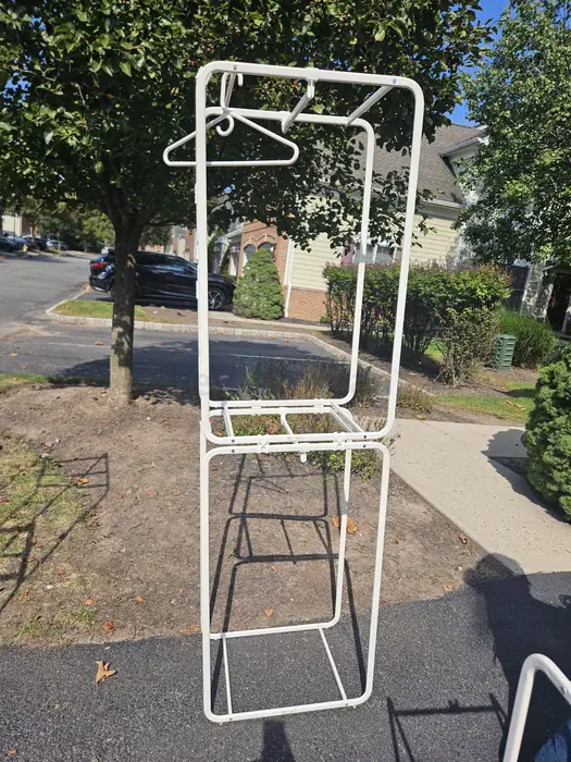 행거 in Bergen County, NJ