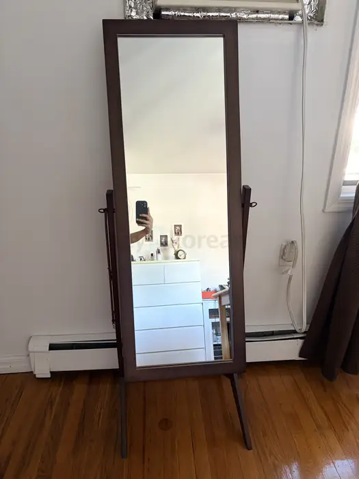 전신거울 in Queens, NY