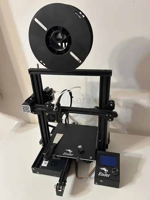 3D 프린터 + 흰색 필라멘트 in Bergen County, NJ