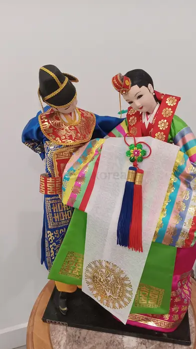 코리안 전통 신랑 신부 인형 in Bergen County, NJ