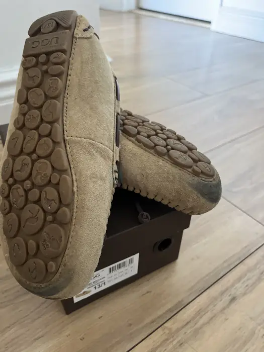 Ugg 로퍼 어그 어린이 in Bergen County, NJ