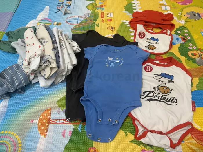 6-9m Clothing 뭉터기로 팔아욤 in Queens, NY