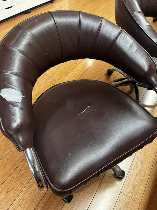 네일샵 손님Chair in Queens, NY