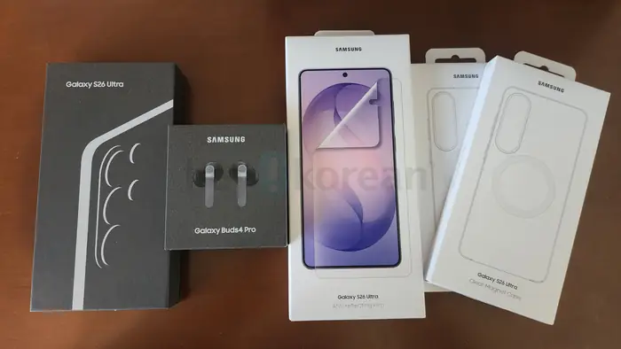 Galaxy S26 Ultra 256gb Silver unlocked NEW 미개봉 Buds 4 pro NEW 미개봉 in Bergen County, NJ