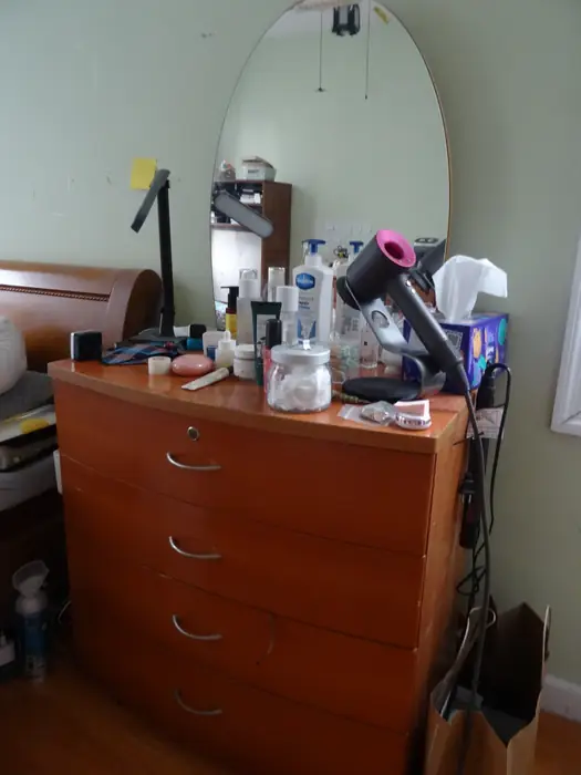Vanity Table, 중고 in Queens, NY