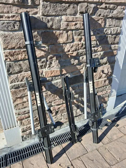 Thule 2 roof bicycle carrier in Manhattan, NY