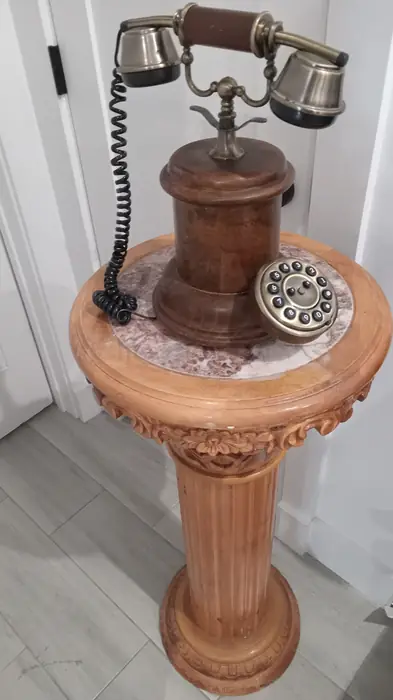 Antique style telephone in Bergen County, NJ