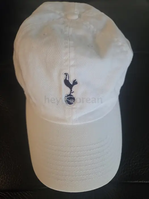 Official Nike Tottenham Hotspur white hat. Navy Spurs cockerel logo. in Bergen County, NJ