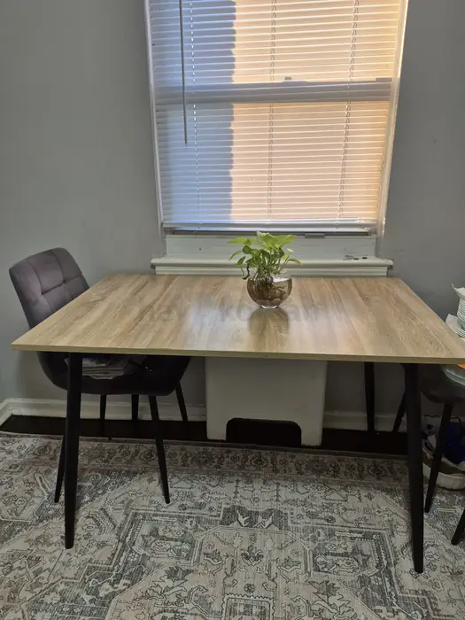 Dining Table in Bergen County, NJ