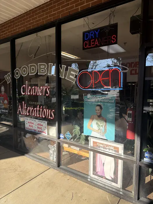 성업중인 세탁소(Dry Cleaners) 매매 - Manassas, VA