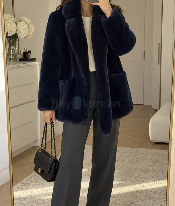 Apparis Navy Faux Fur Coat 네이비 퍼코트 in Bergen County, NJ
