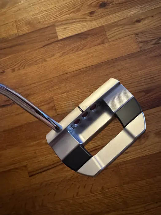 New Scotty Cameron fastback
