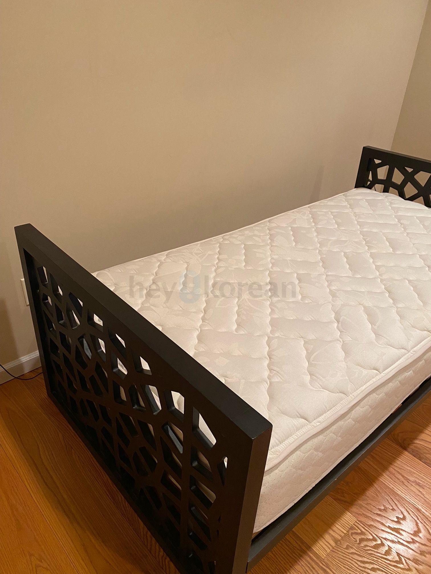 West Elm Morocco Daybed with Sealy Mattress