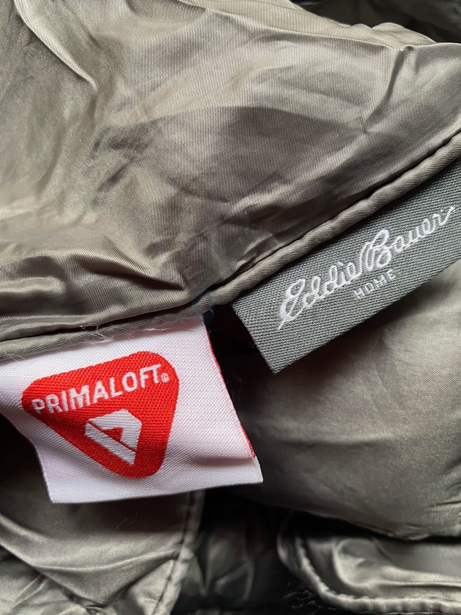 Eddie Bauer Primaloft Packable Blanket for Travel / Camping
