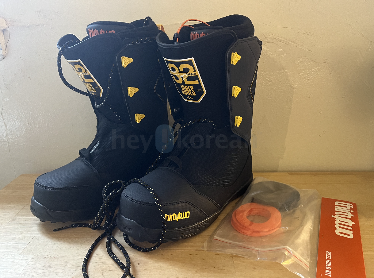 ThirtyTwo Snowboard Boots Men 9.5 스노우보드 부츠 New