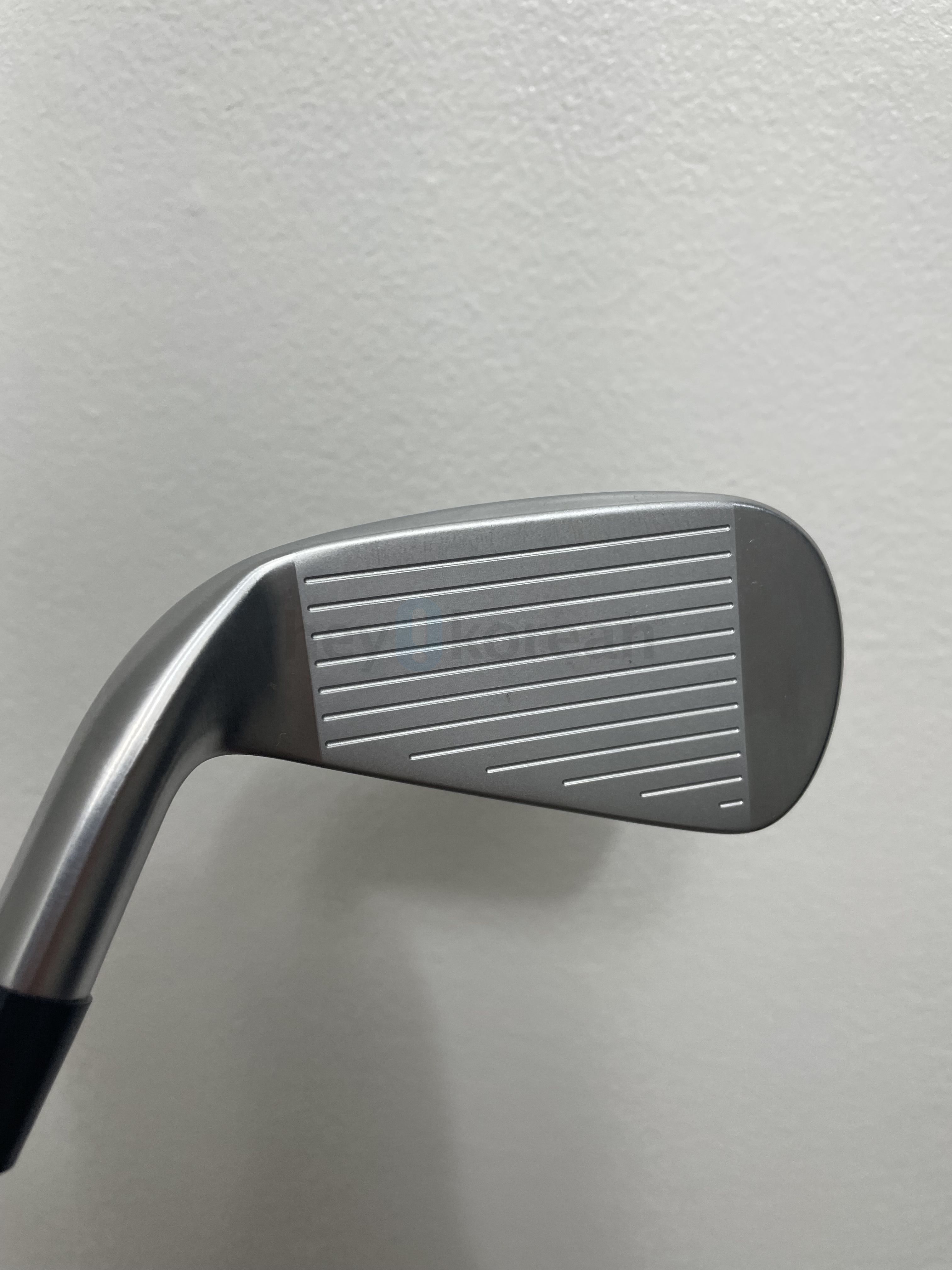 Fers Titleist U505 améliorés dans la version 2025 (Testé