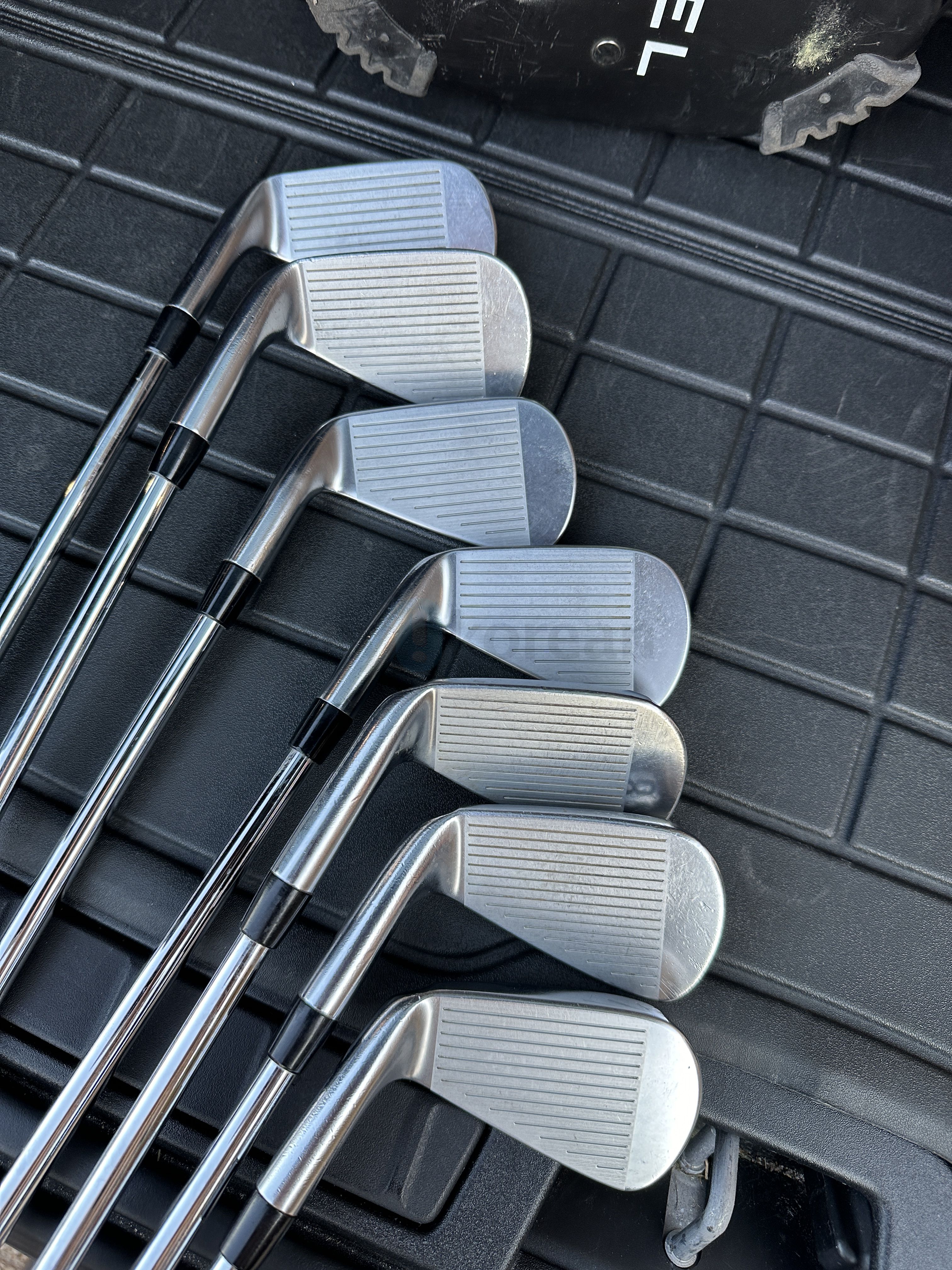 Srixon ZX5/ZX7 Combo Iron Set + Cleveland RTX Zipcore Wedge Set 스