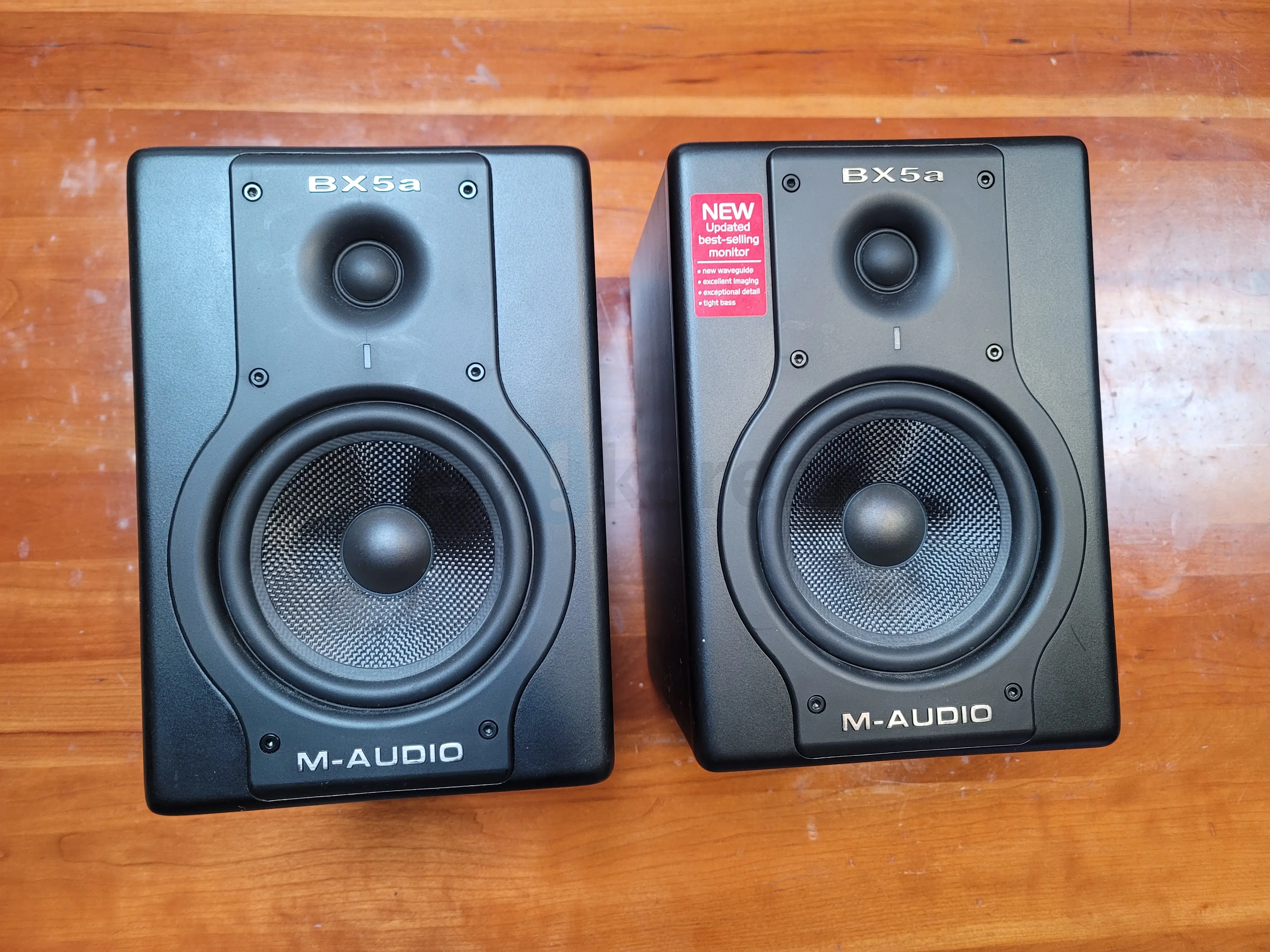 M-AUDIO BX5a Studio Monitor Speakers