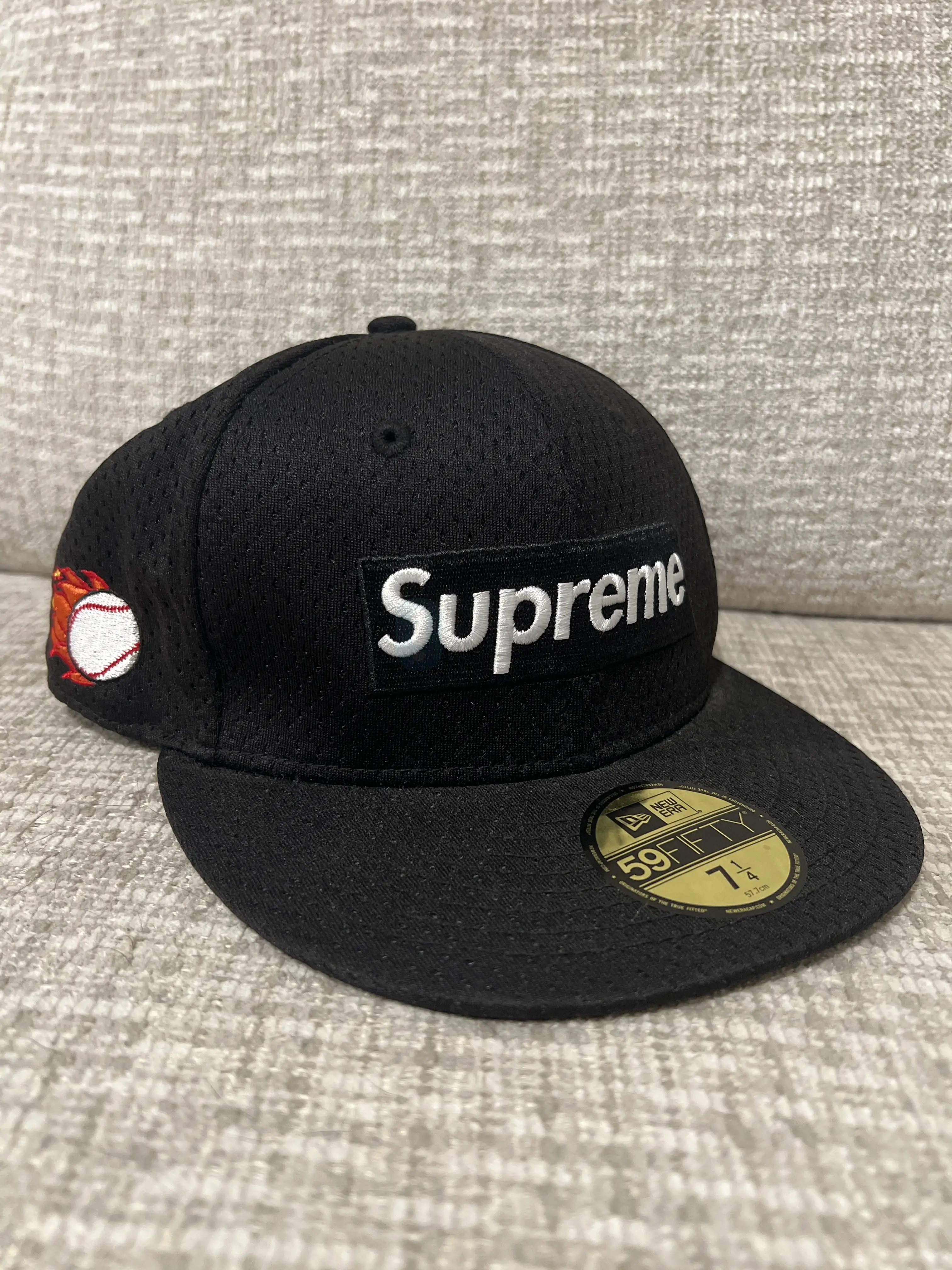 Supreme Newera mesh in Bergen County, NJ