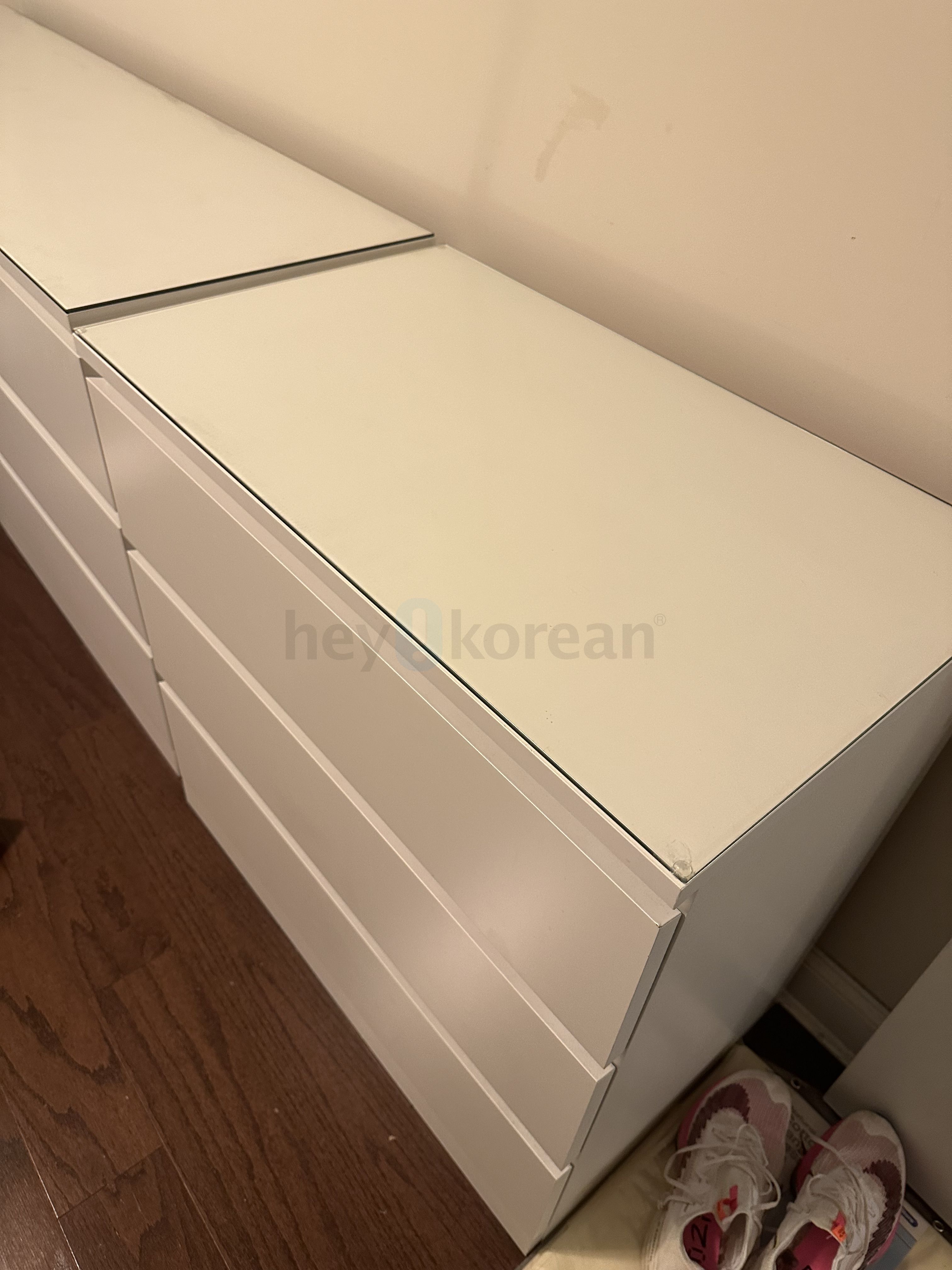 MALM 6drawer dresser and 3drawer chest, white, with glass top on both