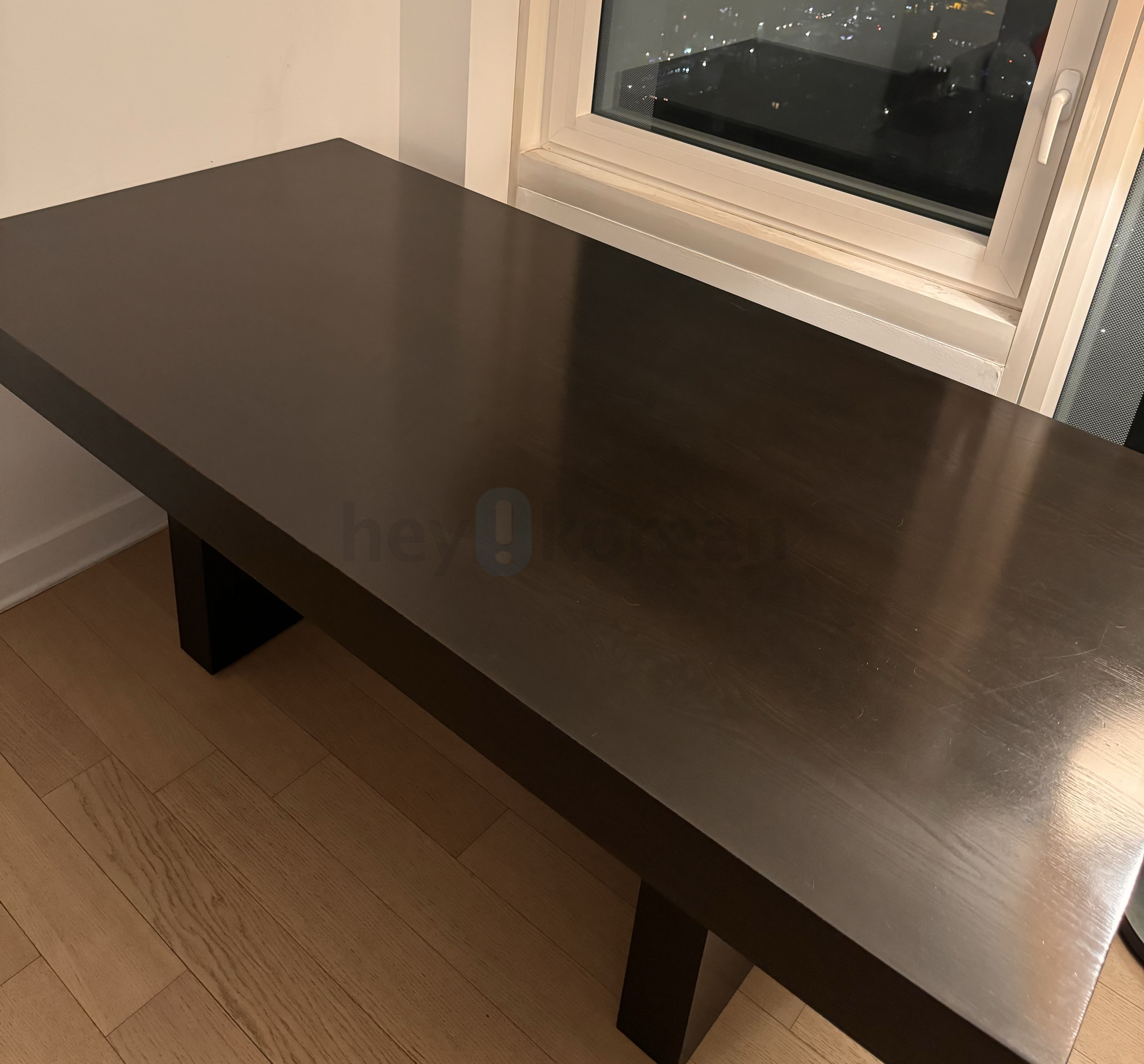 West elm dining table + 1 bench (식탁 + 1 벤치)