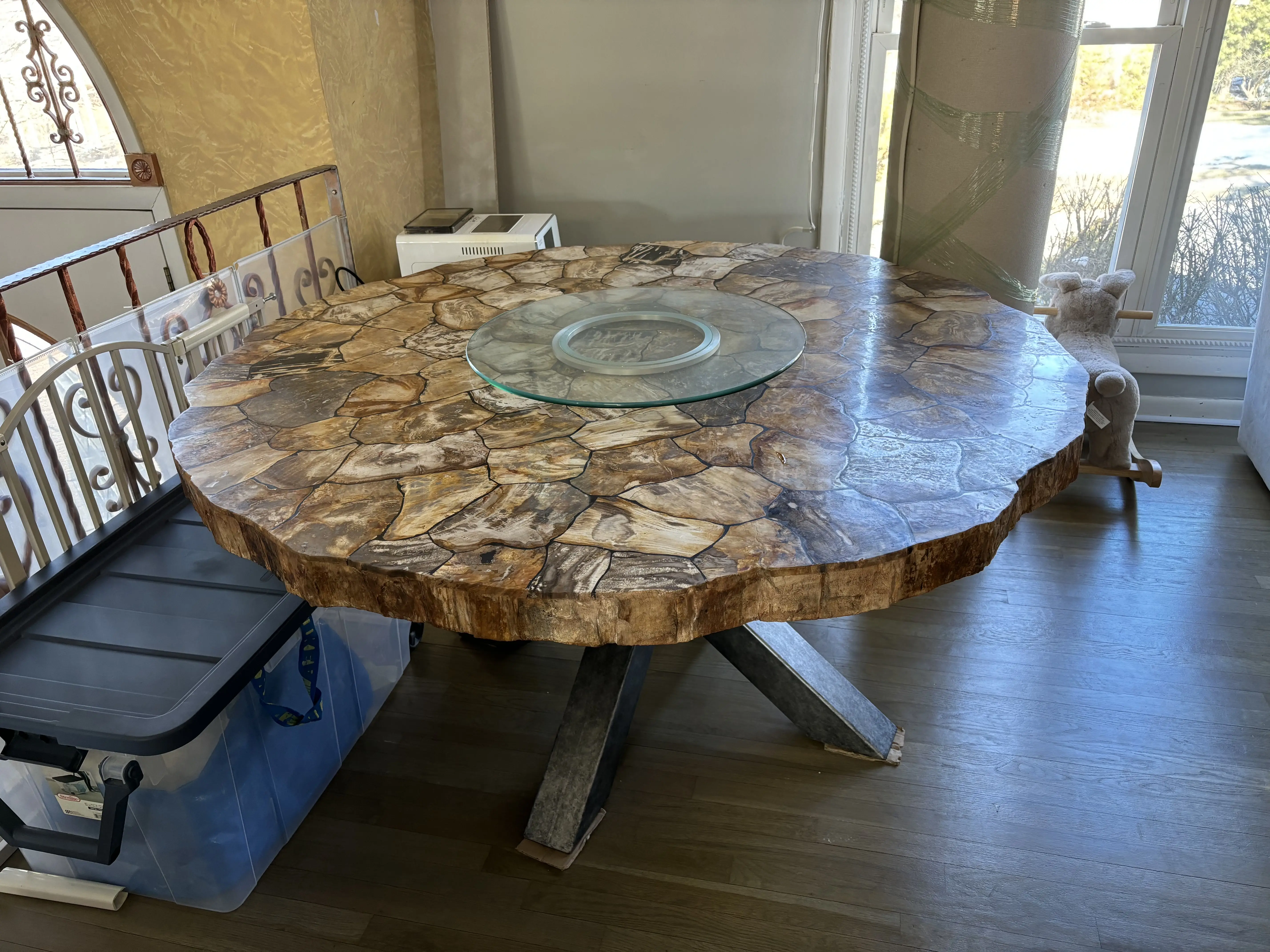 RH Arhaus Petra Round Dining Table 60”