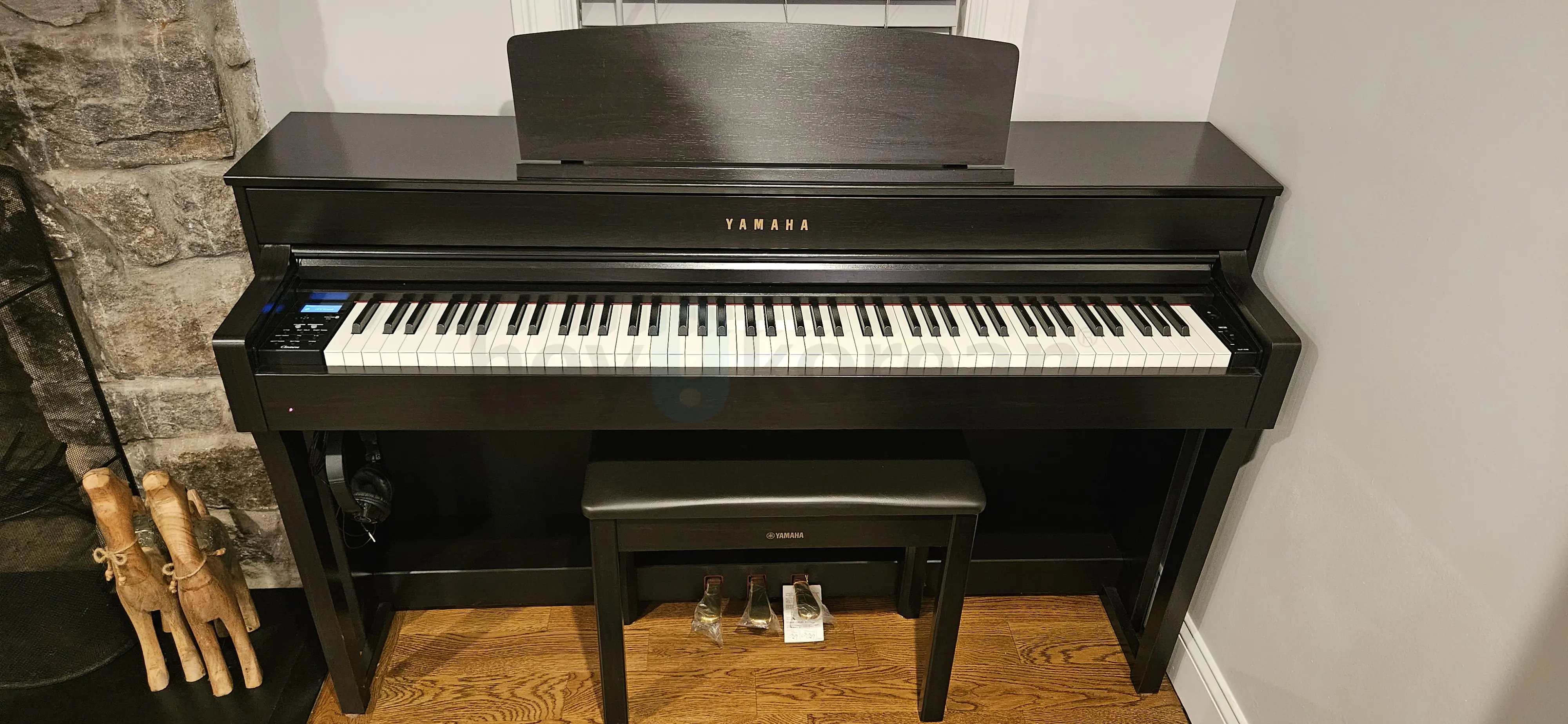 Yamaha Clavinova CLP645 R Digital Piano 디지털 피아노