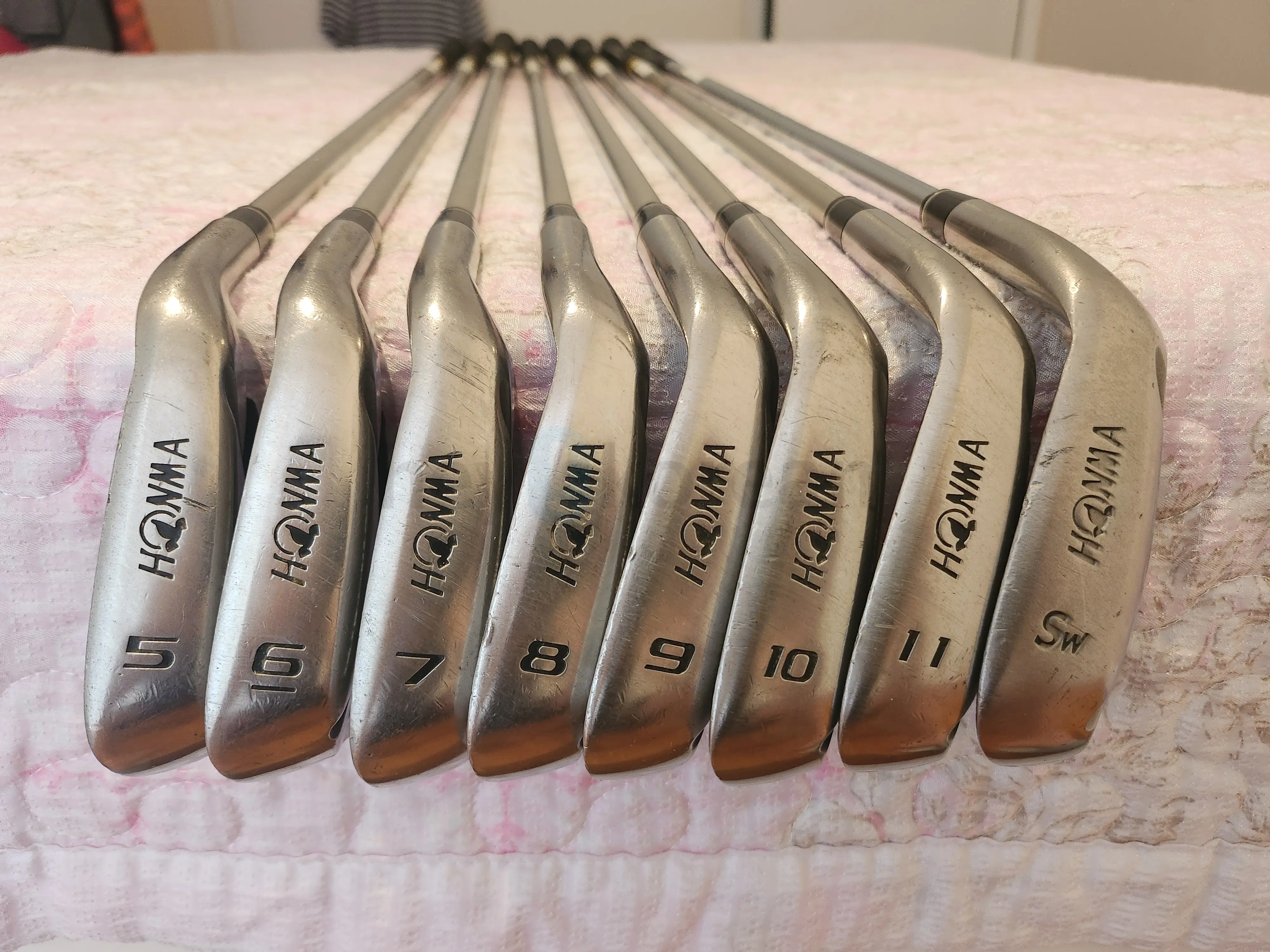 Honma Bezeal 525 Iron set 5-SW 8Pcs