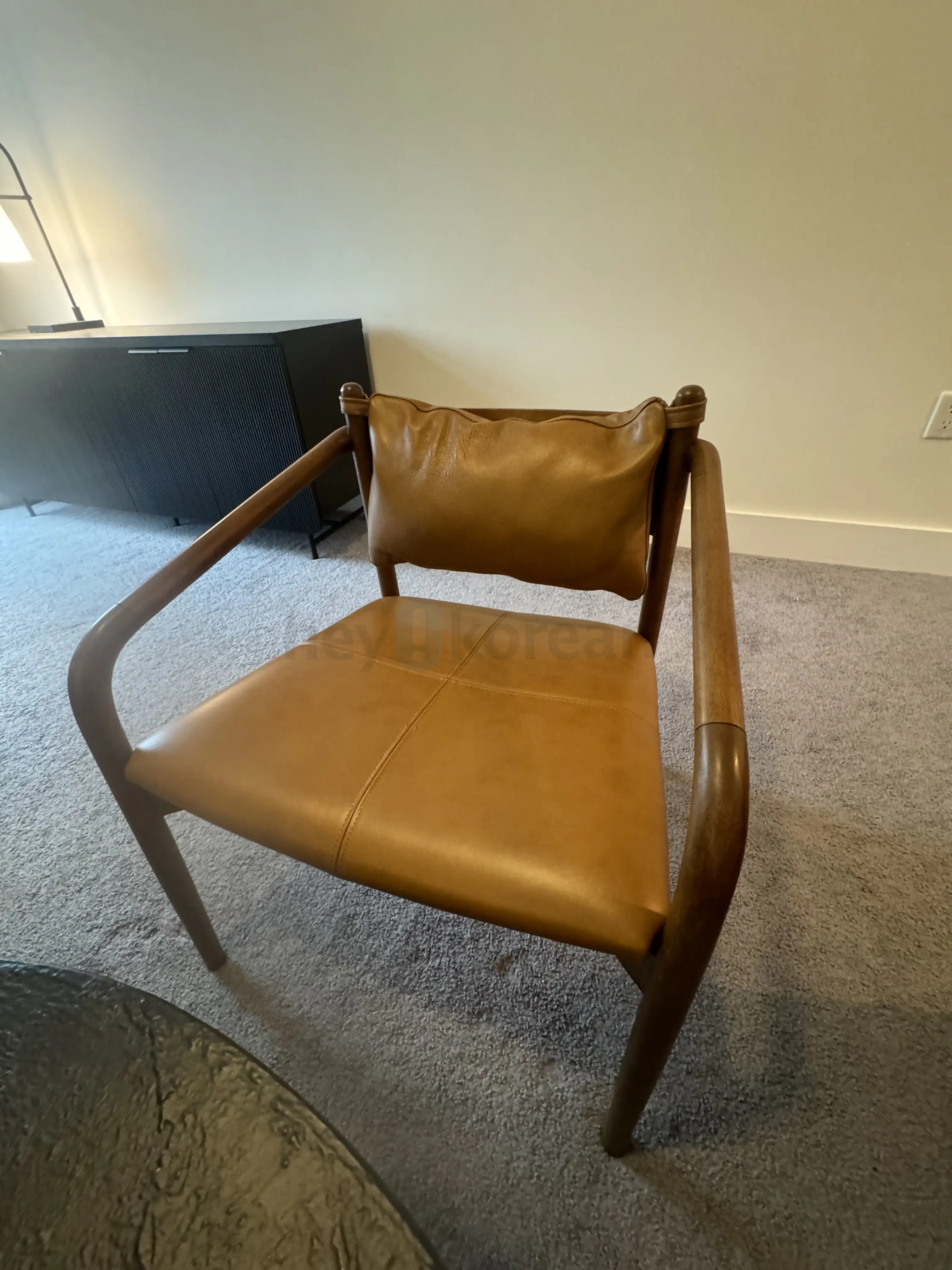 Article Lento Lento Black Leather Lounge Chair Article Lento 25