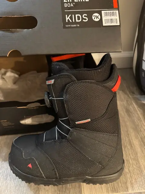 Burton zipline Boa kids snowboard boot size + Burton Kids “SMALLS