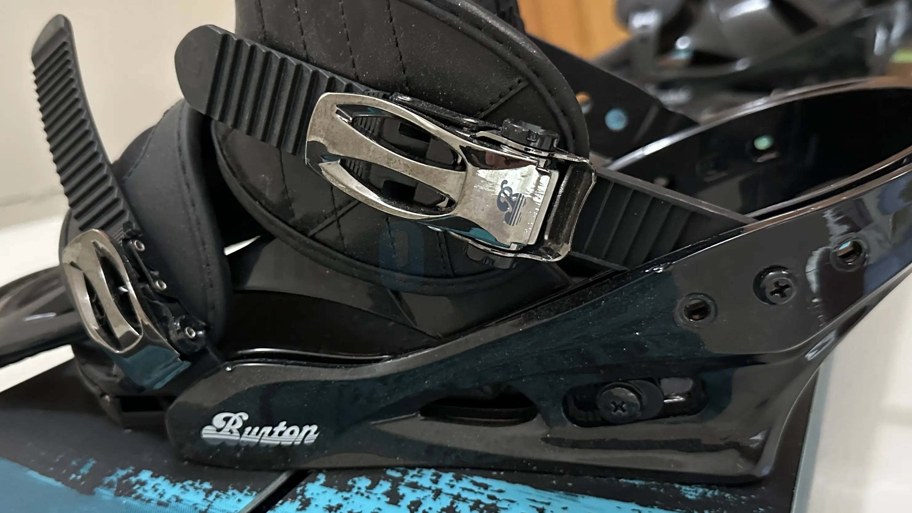 Burton Ripcord Snowboard 157 with Medium Bindings and Boots