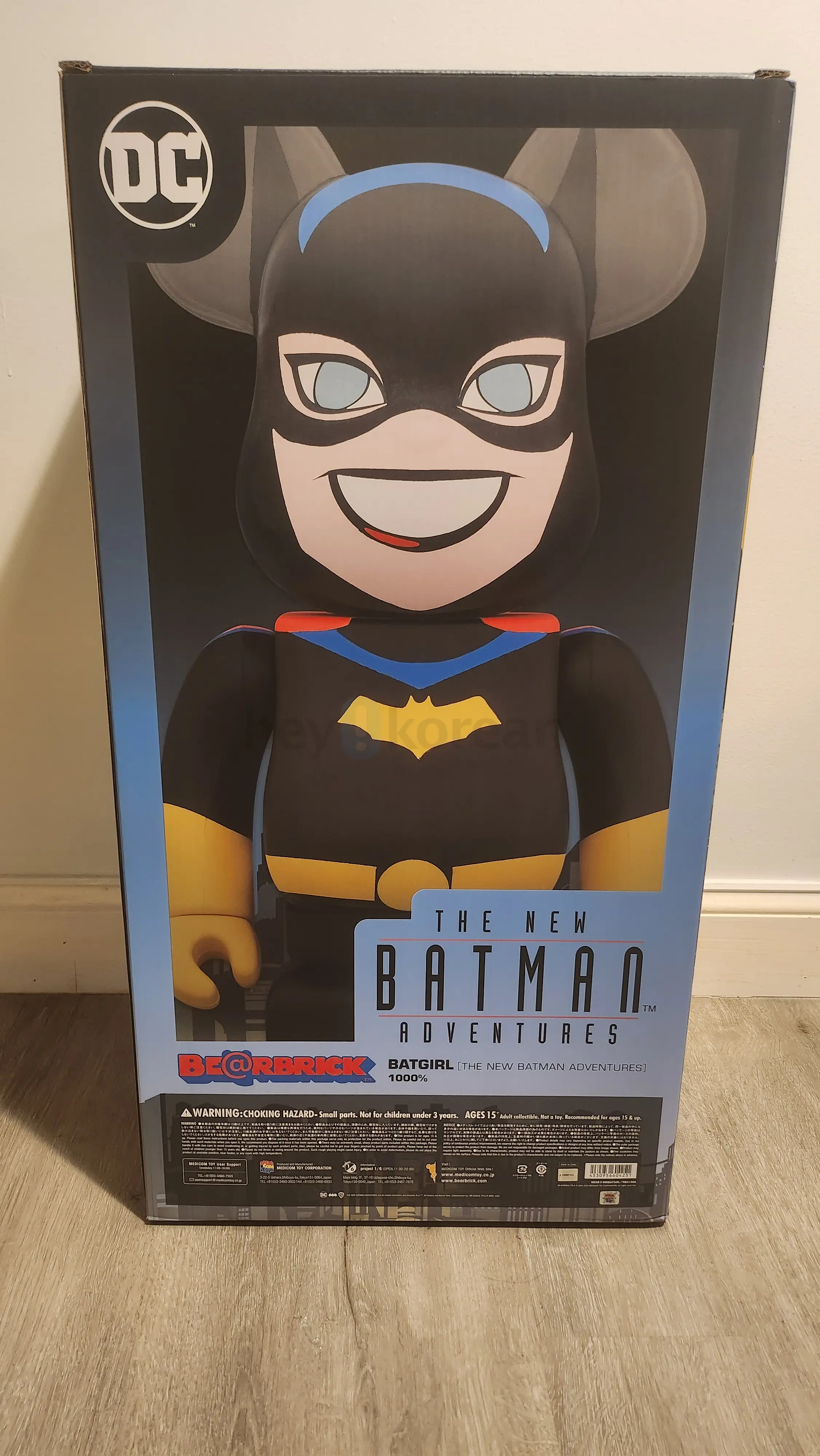1000% Bearbrick Batgirl