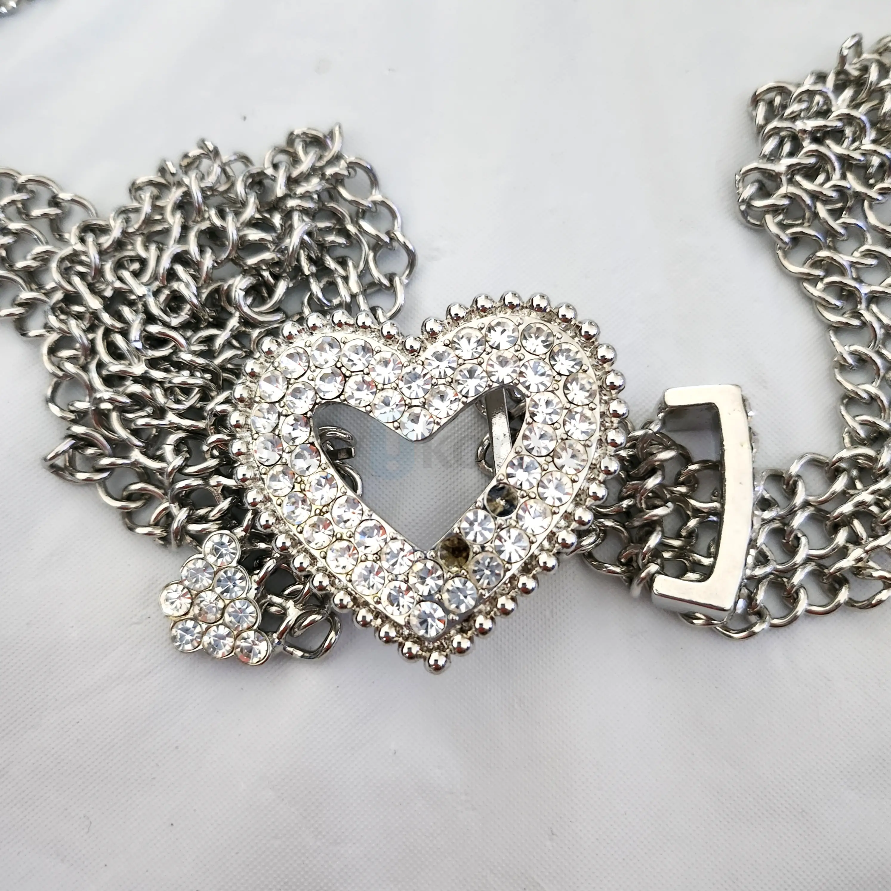 Women's Silver Rhinestone Heart Chain Belt