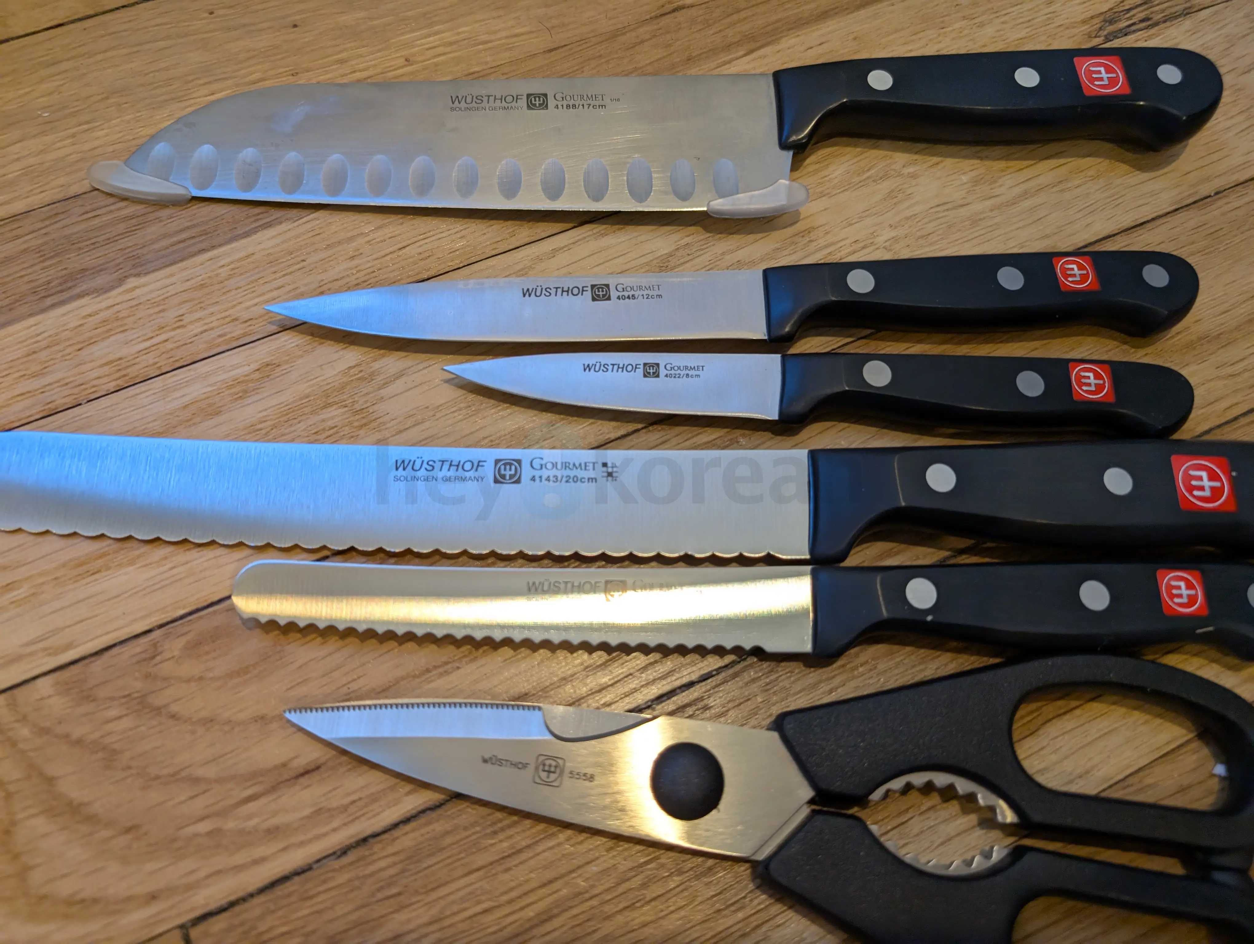 독일 최고급 WÜSTHOF 아시안 칼 새것세트 set 8 pieces 블락 + 칼 5 + 가위 + 봉 in Queens, NY